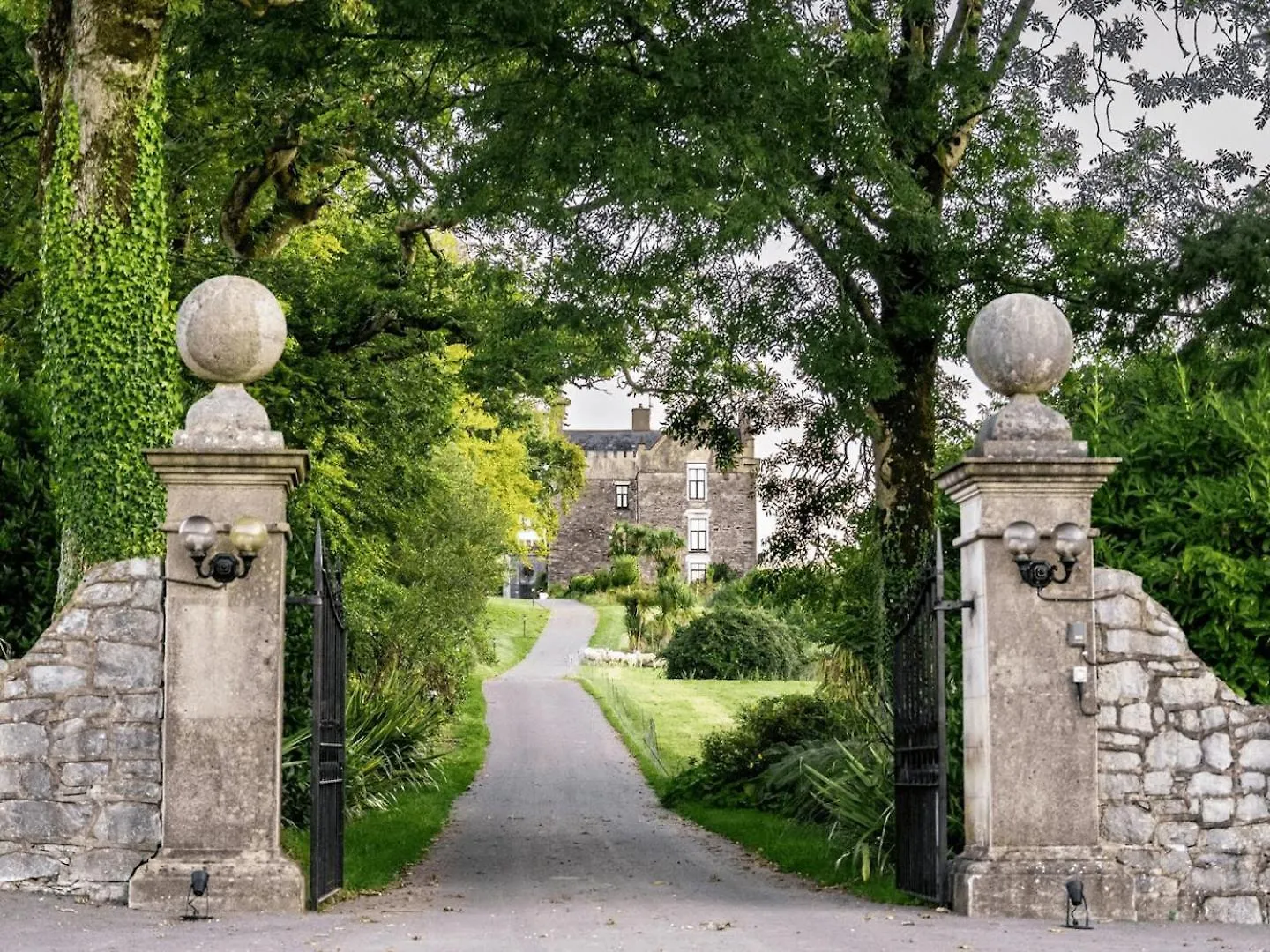 Ballea Castle Cork